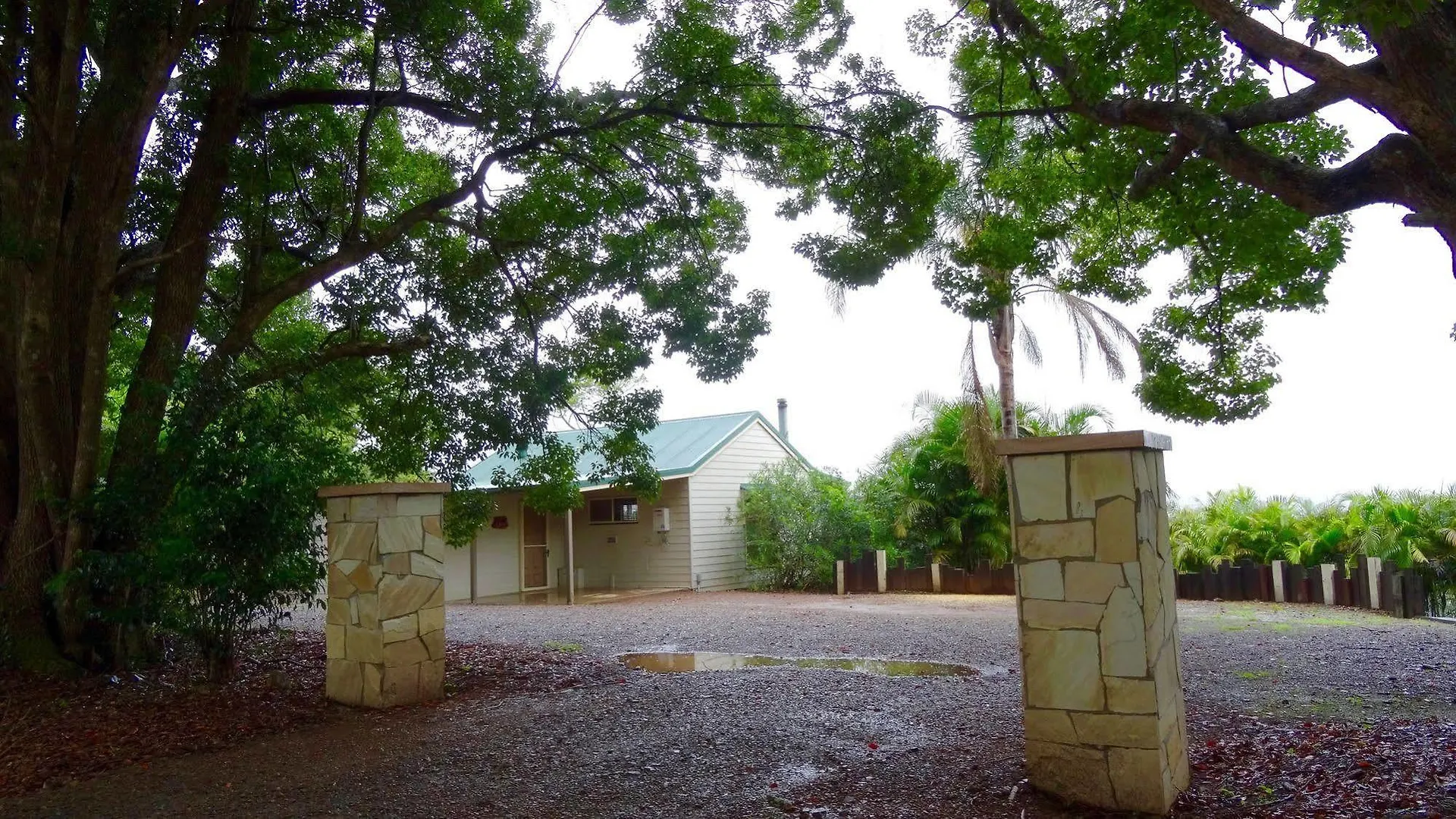 Maleny Luxury Cottages ロッジ